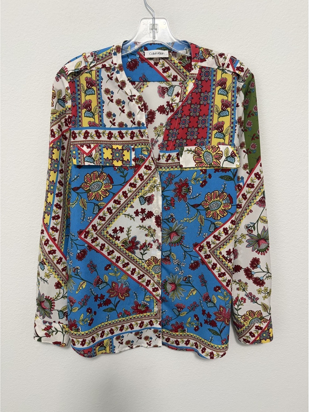Calvin Klein Long Sleeve V-Neck Button Front Patchwork Print Shirt Size M